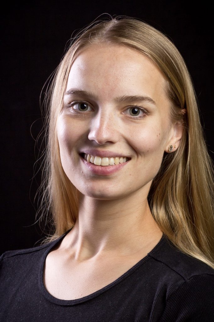 Anne Bobrowski